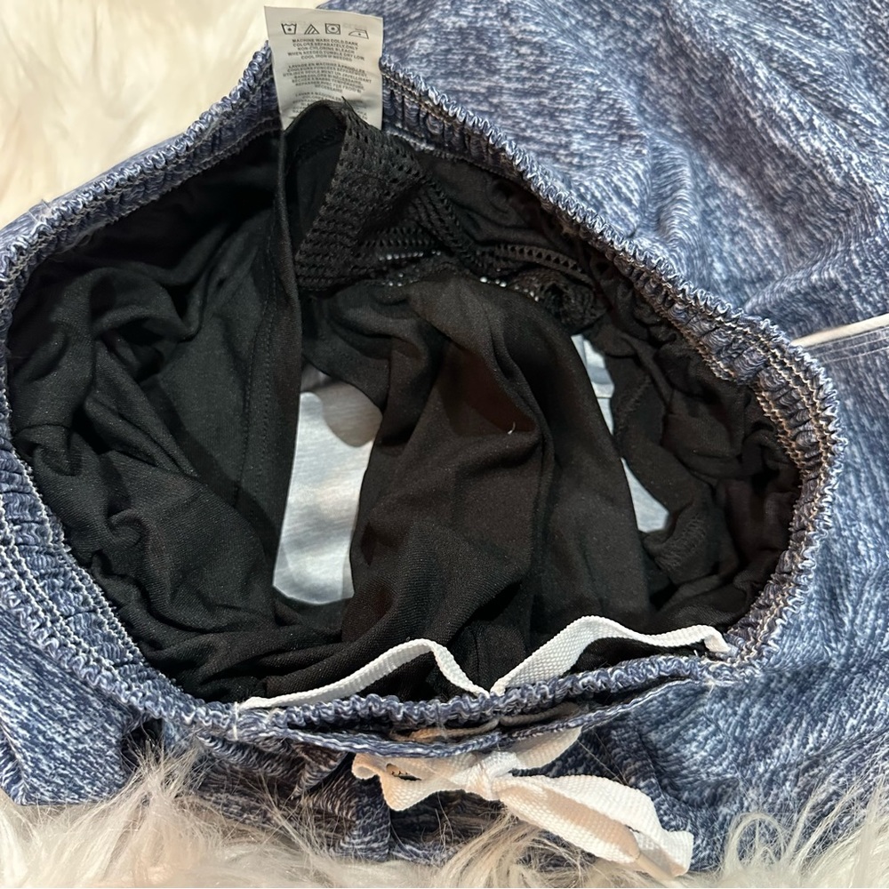 Men’s TYR Swim Trunks - Picture 6 of 13